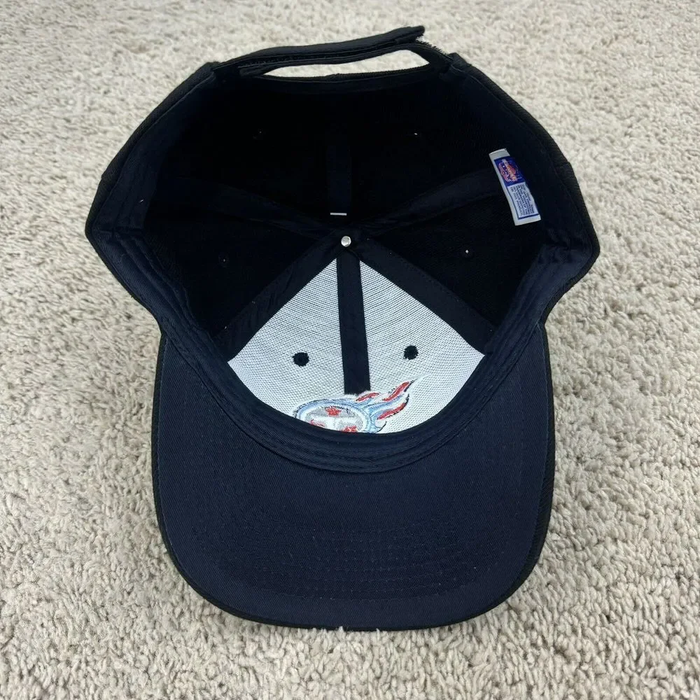 Tennessee Titans Hat NFL Game Day Adjustable Strap Black 3D Team Logo Vtg Cap‎